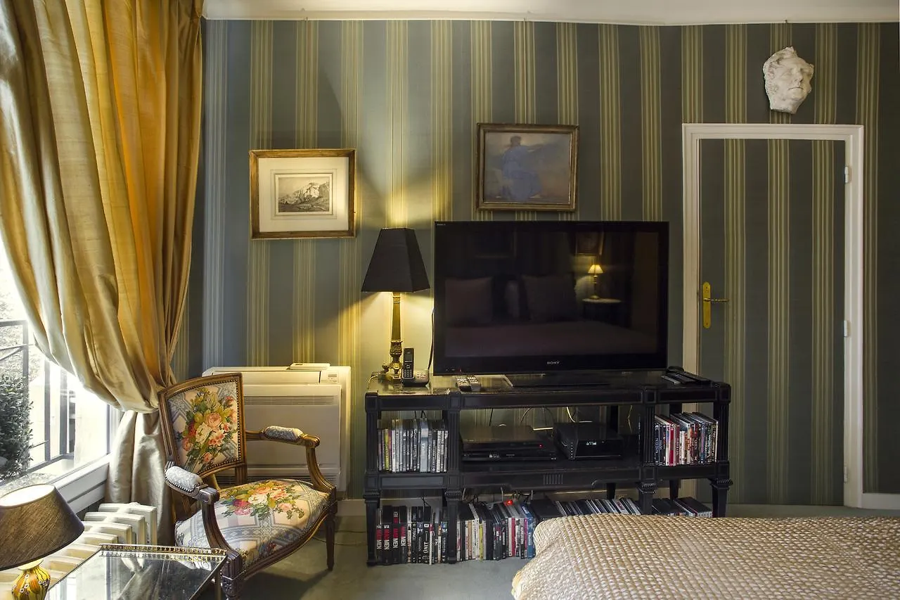 Saint Honore Apartment