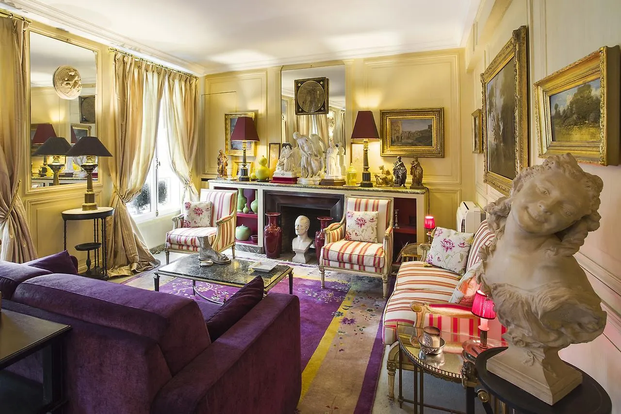 Saint Honore Apartment Paris