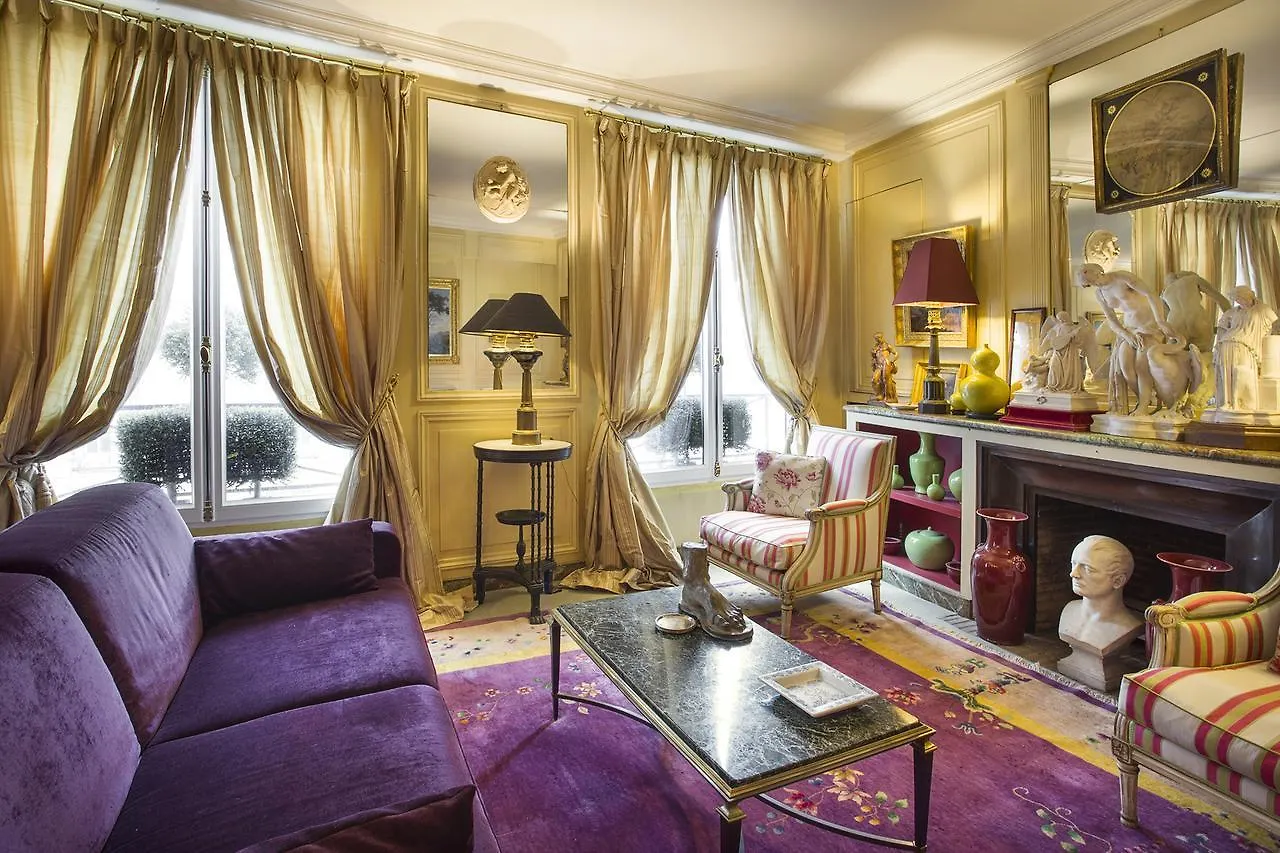 Apartment Saint Honore Paris